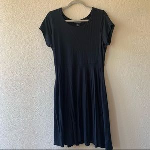 Black loose fitting a-line dress by Cynthia Rowley